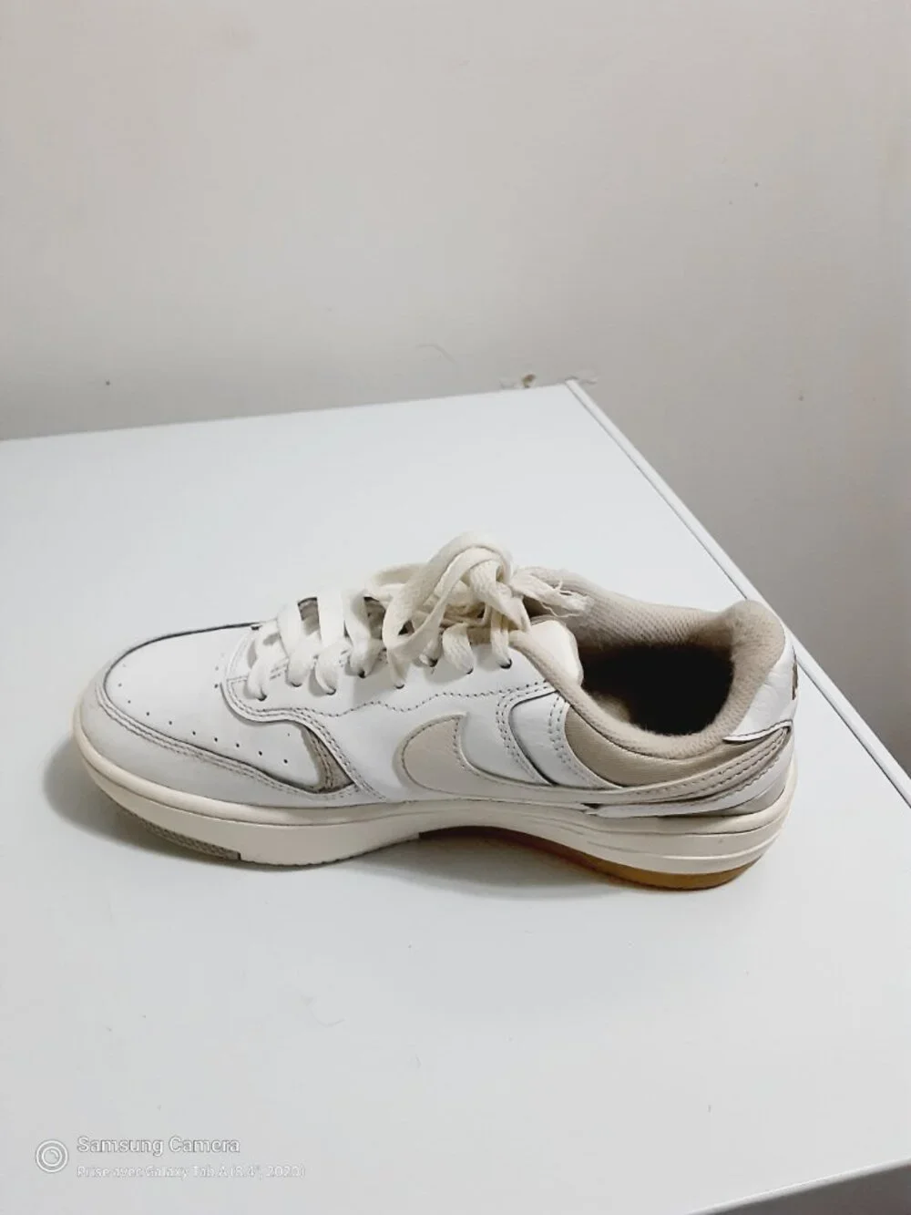 Nike Air Max presque neuves – Taille 7 - Picture 4 of 7
